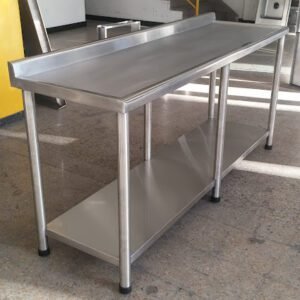 Mesas de trabajo en acero inoxidable