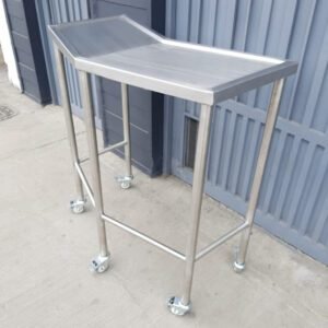 Mesa inclinada de acero inoxidable