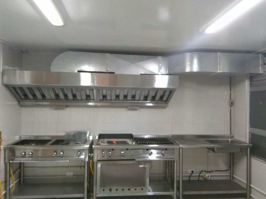 Fabricación de campanas en acero inoxidable a medida en Bogotá