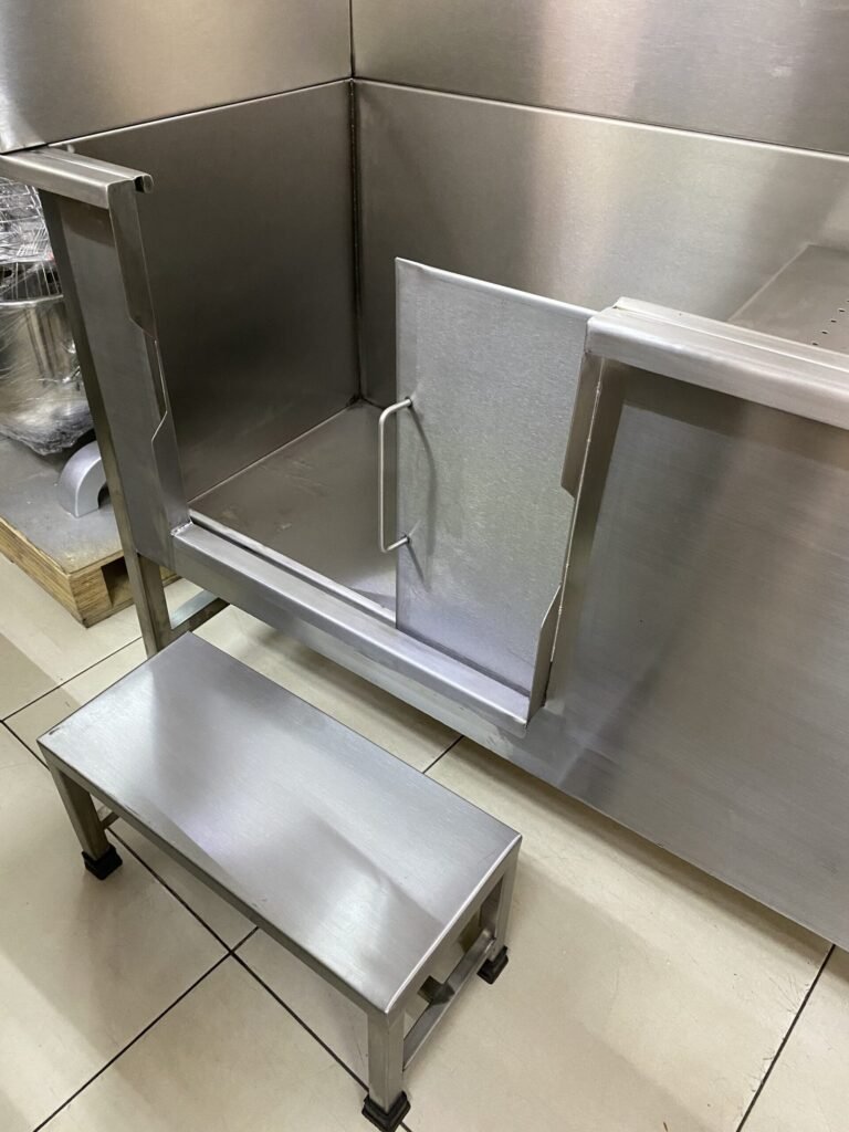 Bañera para perros en acero inoxidable para peluquería canina en Bogotá